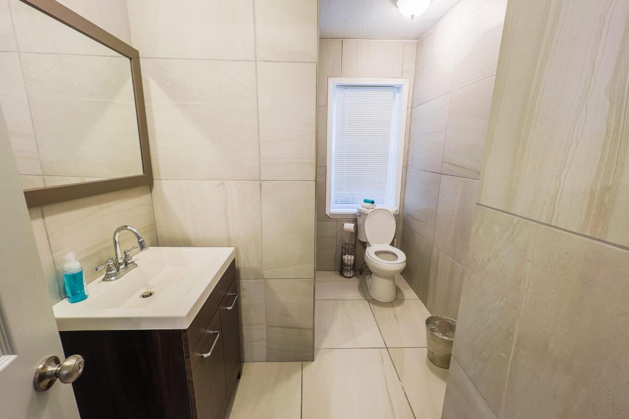Large 6Br, 6 Bath In The City Of Niagarafallen Exteriör bild