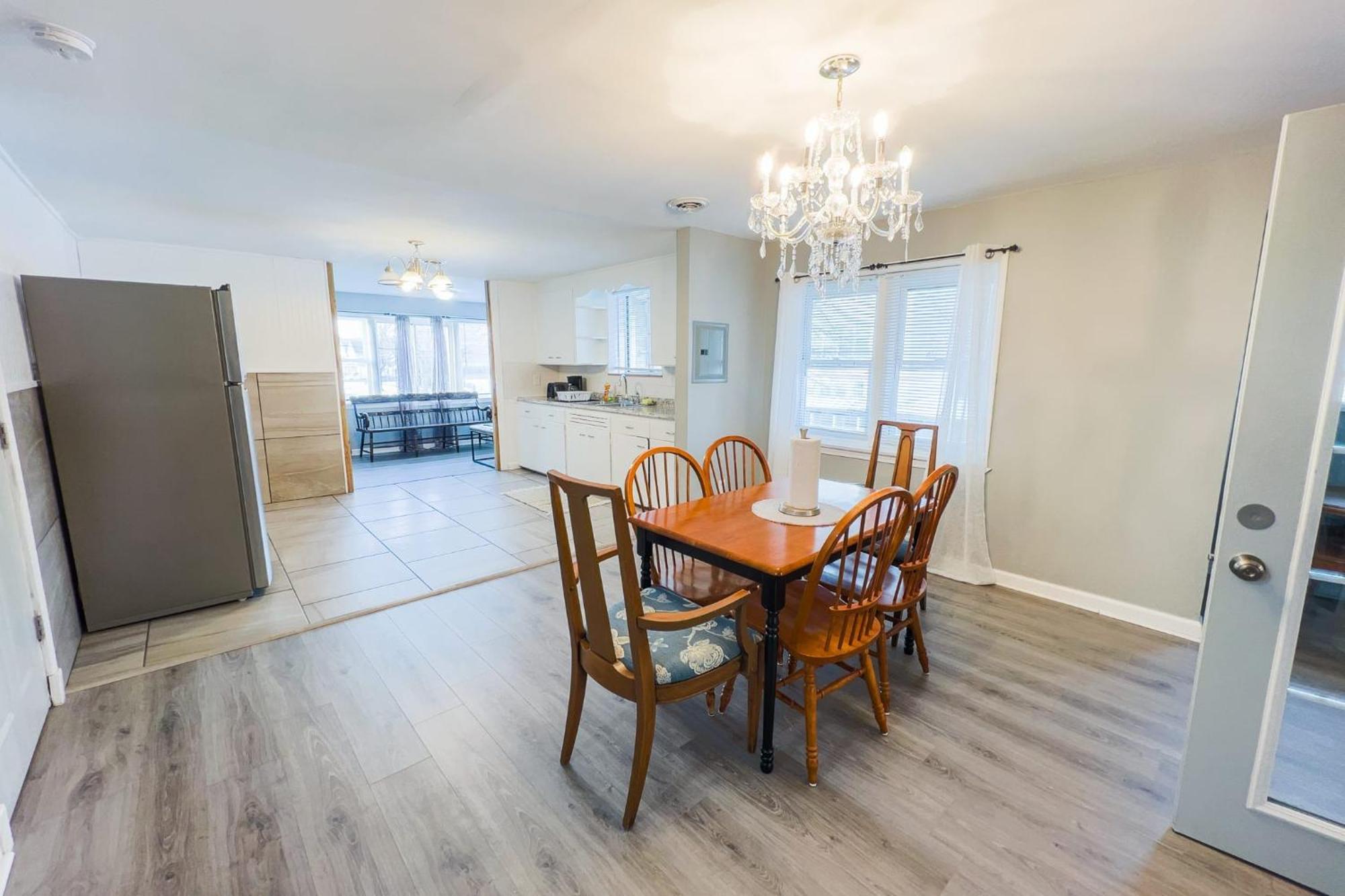 Large 6Br, 6 Bath In The City Of Niagarafallen Exteriör bild