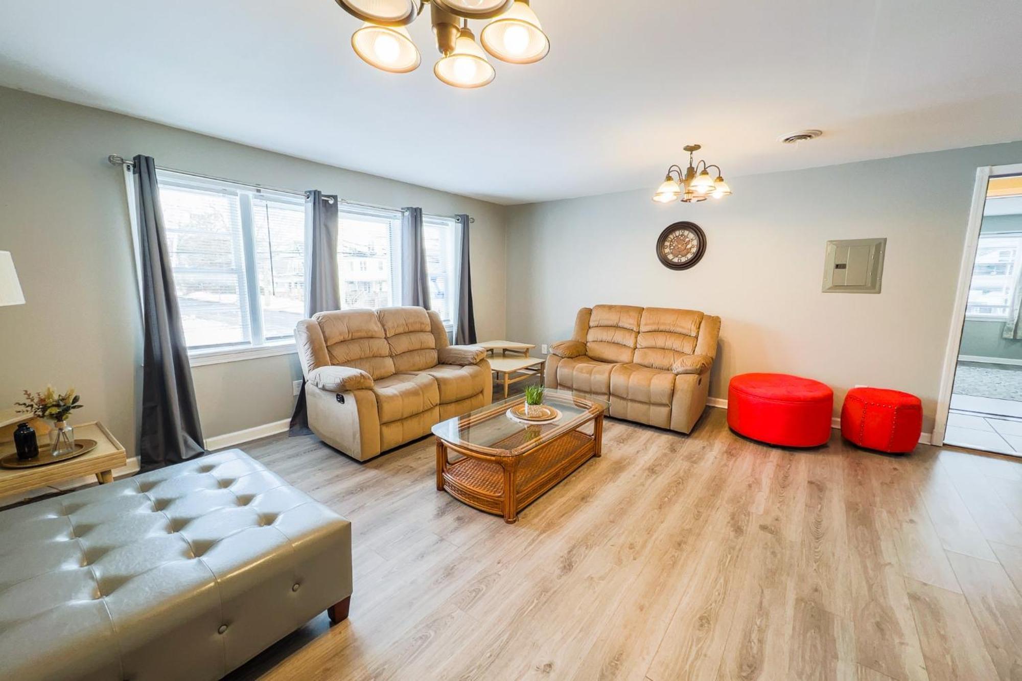 Large 6Br, 6 Bath In The City Of Niagarafallen Exteriör bild