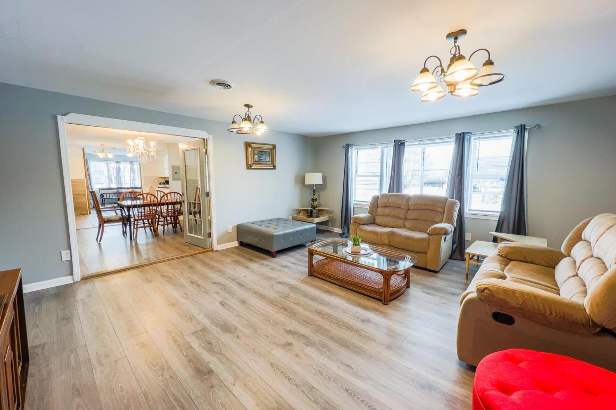 Large 6Br, 6 Bath In The City Of Niagarafallen Exteriör bild