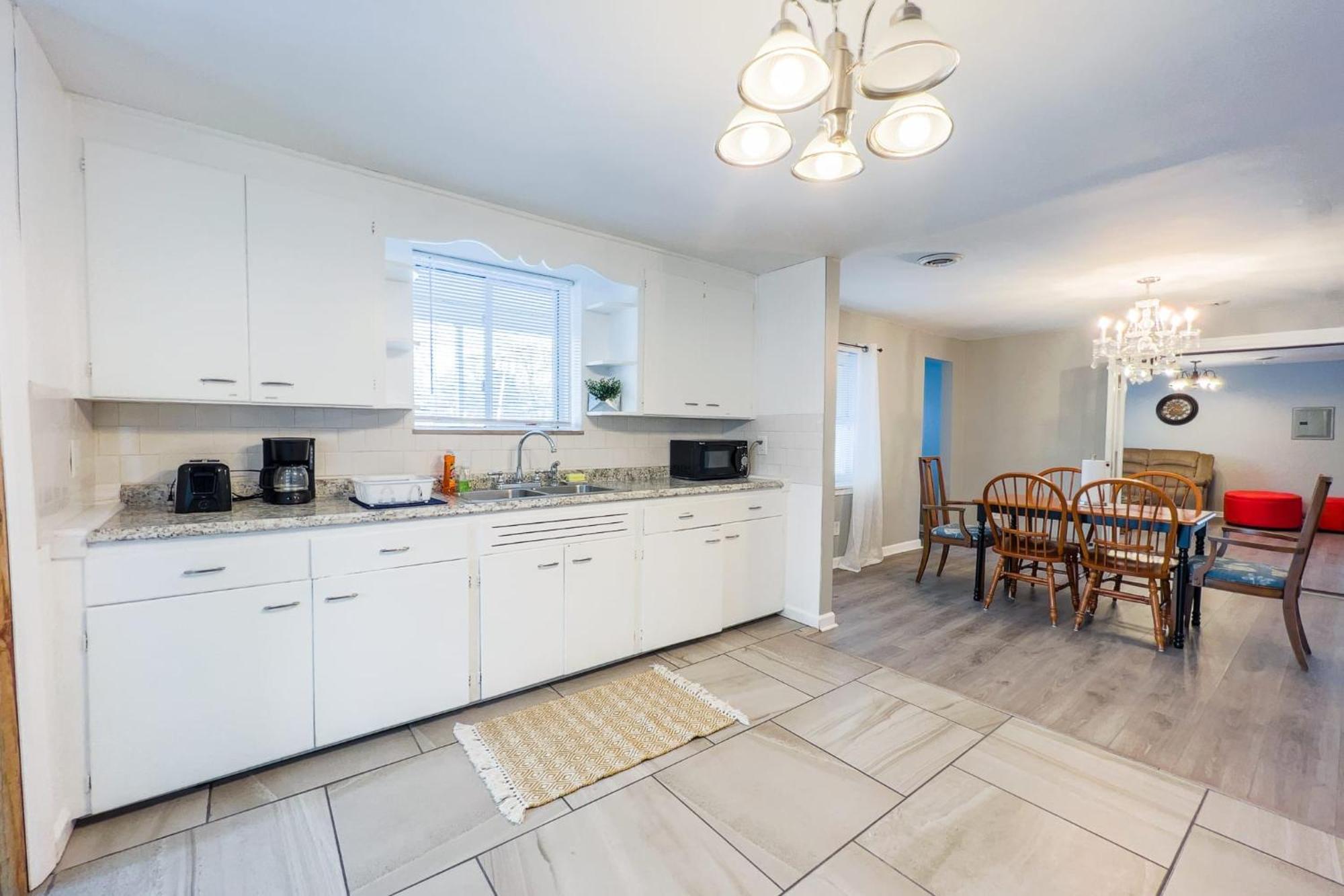 Large 6Br, 6 Bath In The City Of Niagarafallen Exteriör bild
