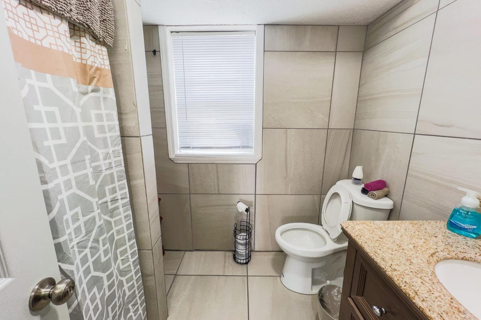 Large 6Br, 6 Bath In The City Of Niagarafallen Exteriör bild