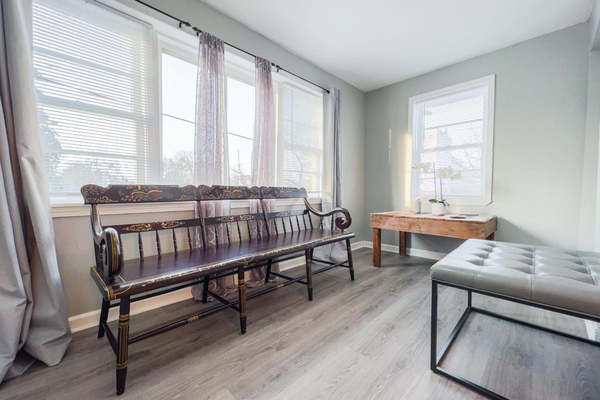 Large 6Br, 6 Bath In The City Of Niagarafallen Exteriör bild