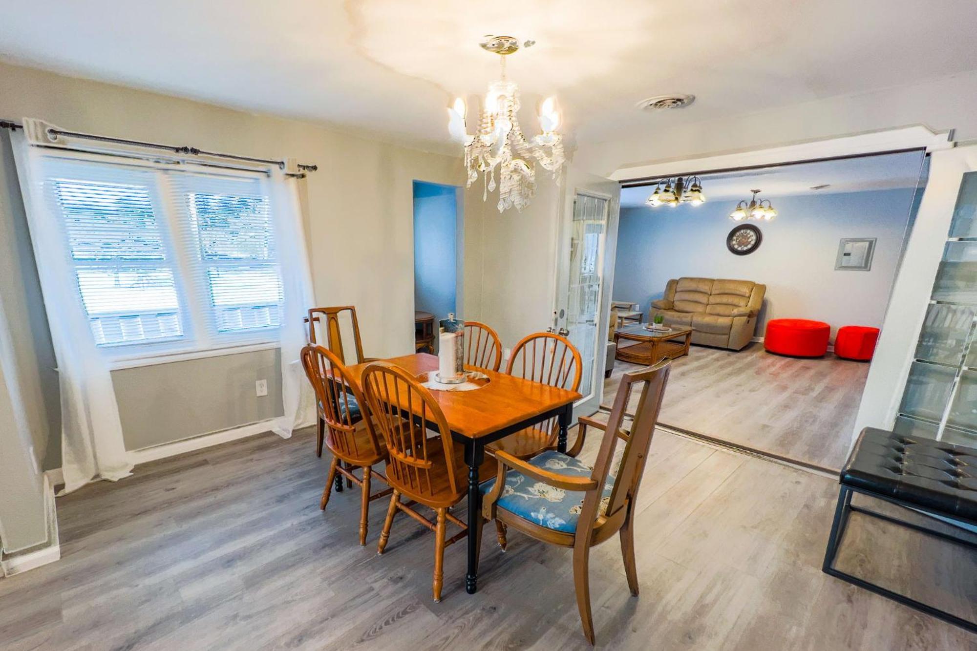 Large 6Br, 6 Bath In The City Of Niagarafallen Exteriör bild