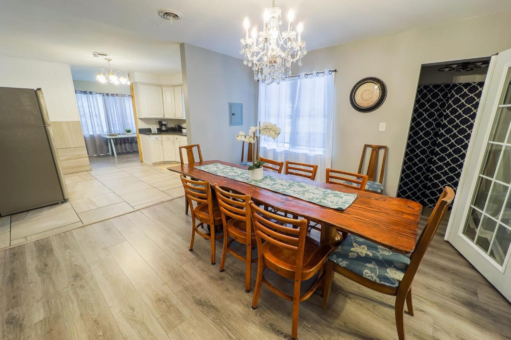 Large 6Br, 6 Bath In The City Of Niagarafallen Exteriör bild